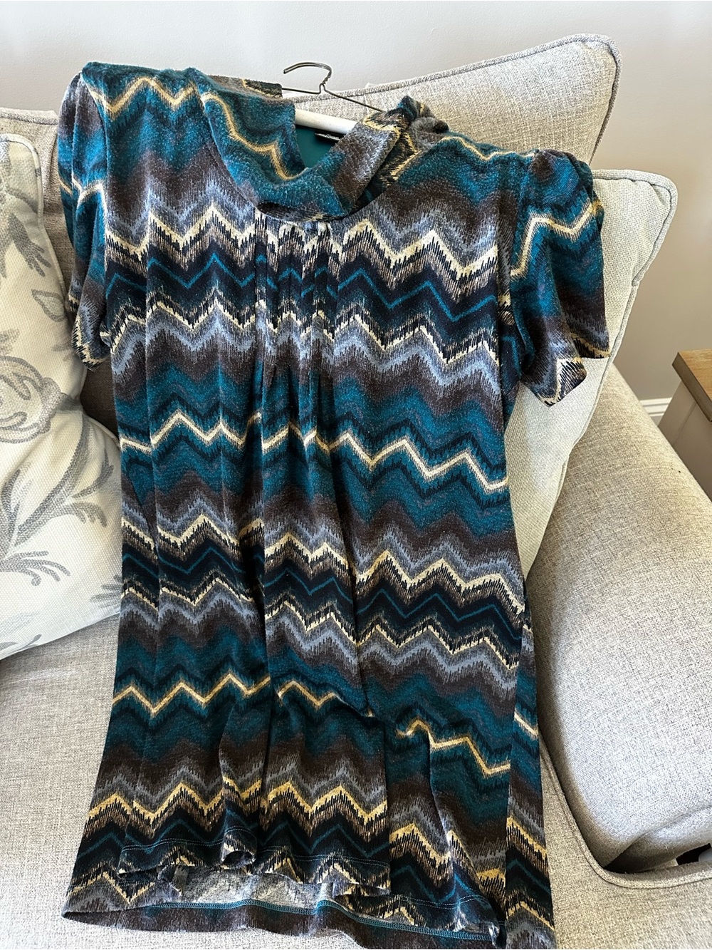 Jessica Howard Teal, Black and Cream Chevron Tunic XL